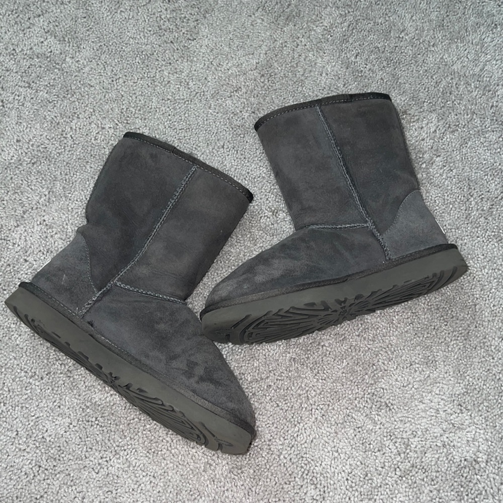 Classic short Uggs - gray